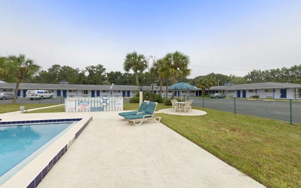 America'S Best Value Inn - Гейнсвилл Экстерьер фото
