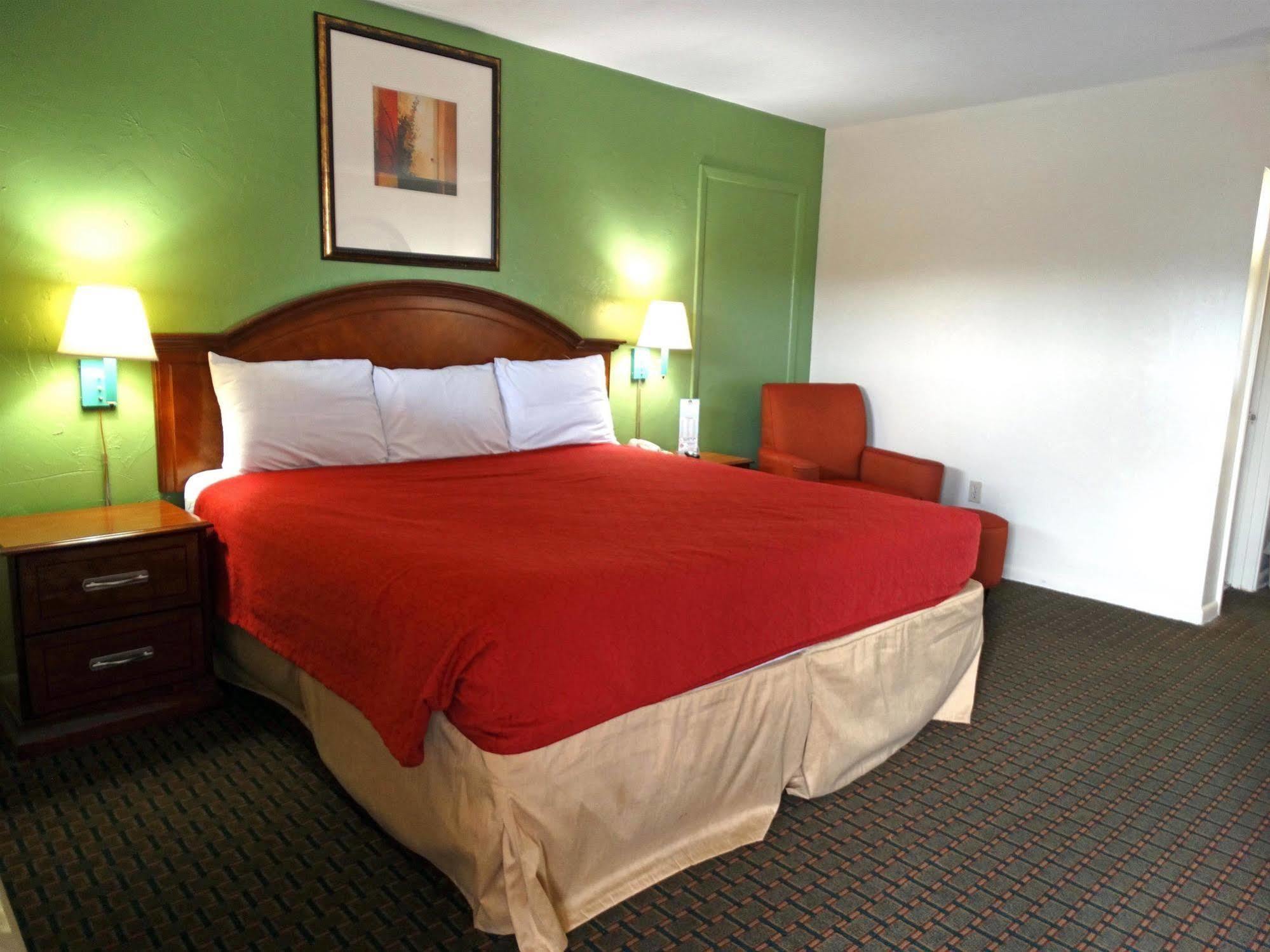 America'S Best Value Inn - Гейнсвилл Экстерьер фото